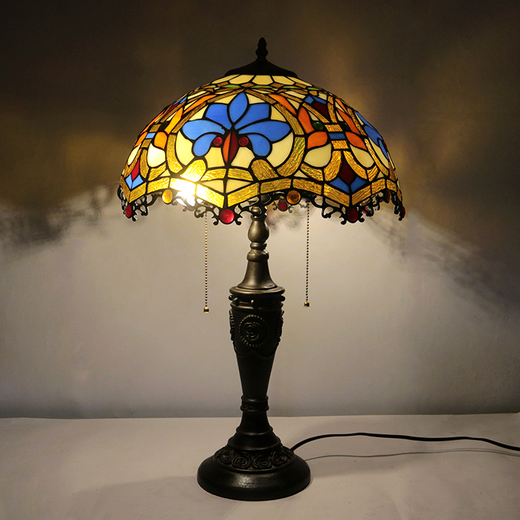LongHuiJing 16Inch Retro Tiffany Table Lamp Stained Glass Love Lampshade Lights Handmade Glass Desk Lamps