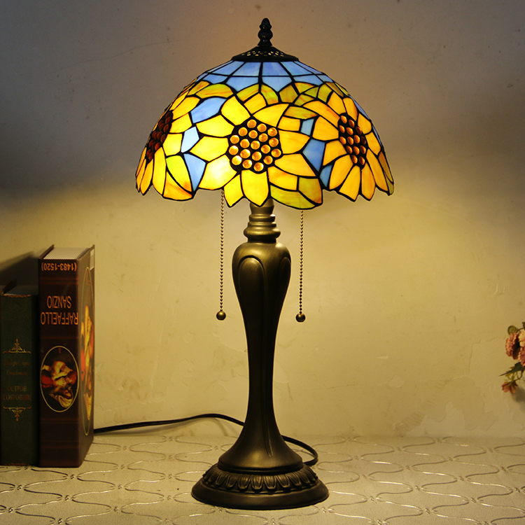 LongHuiJing 12Inch Tiffany Style Desk Lamp Blue Sunflower Stained Glass Table Lamps Creative Bedroom Bedside Desk Light